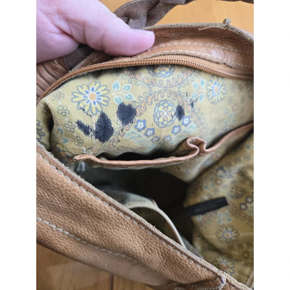Fossil camel brown